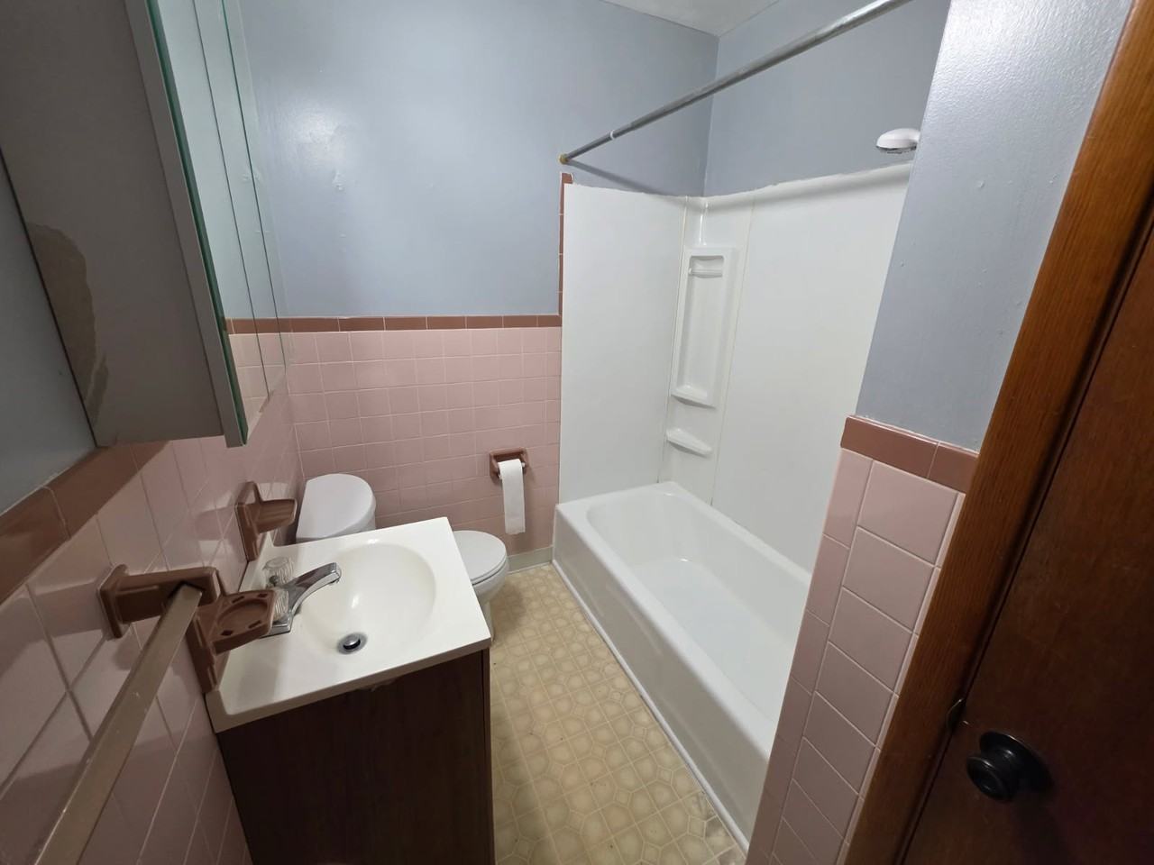 1390 S Main St #1 - Photo 6 of 7