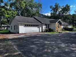 featured image of 229 Cobb St