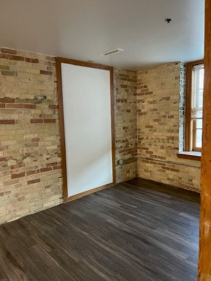 Belle Harbor offers one, two, and three bedroom lofts - Photo 2 of 23