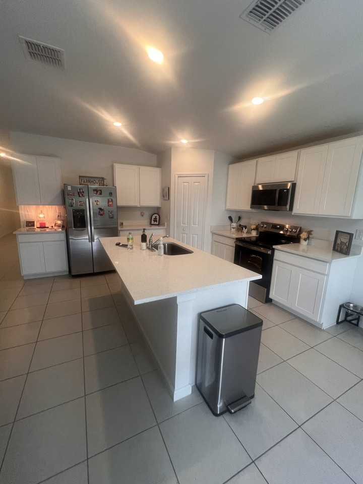 1166 Moon St Se #1 - Photo 2 of 15