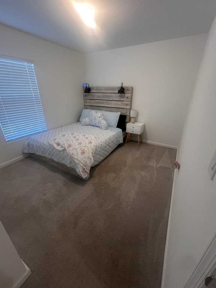 1166 Moon St Se #1 - Photo 6 of 15
