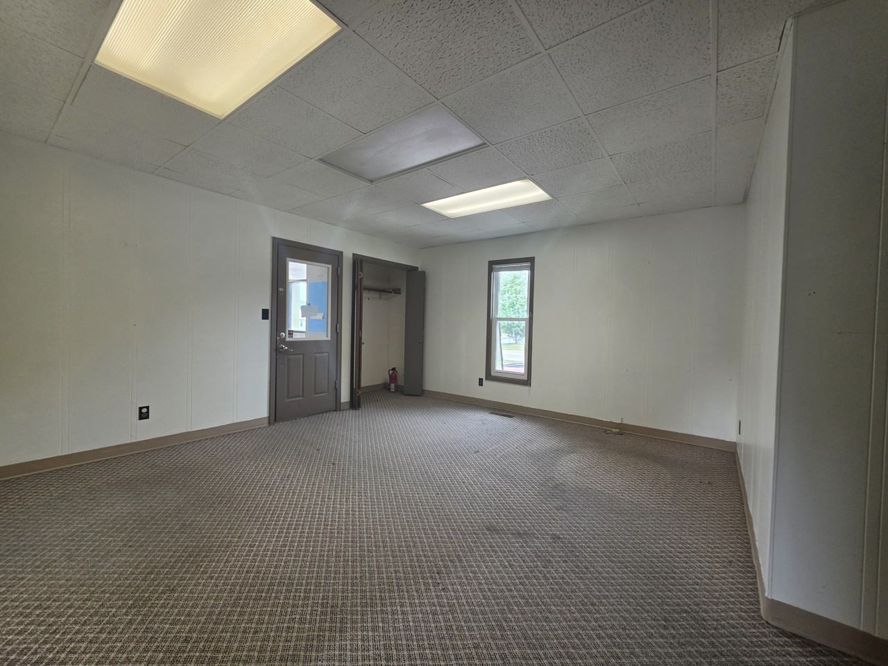 2315 Falls Ave #1 - Photo 3 of 9