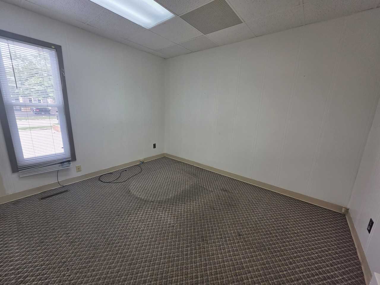 2315 Falls Ave #1 - Photo 7 of 9