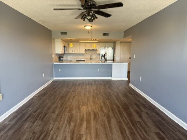 401 Regal Tower - 1 #1 - Photo 2 of 19