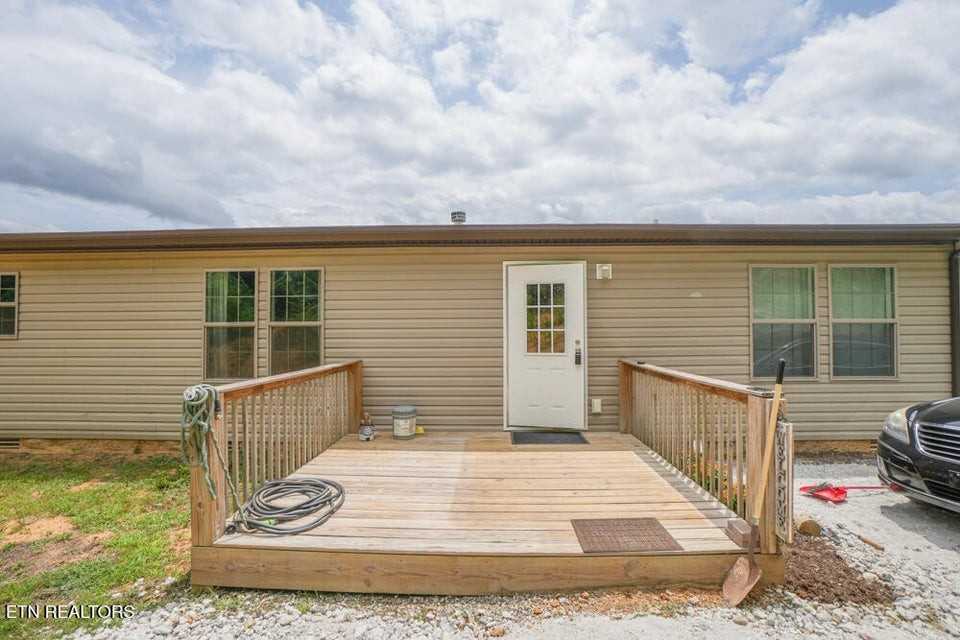 4815 Big Springs Rd #1 - Photo 4 of 22