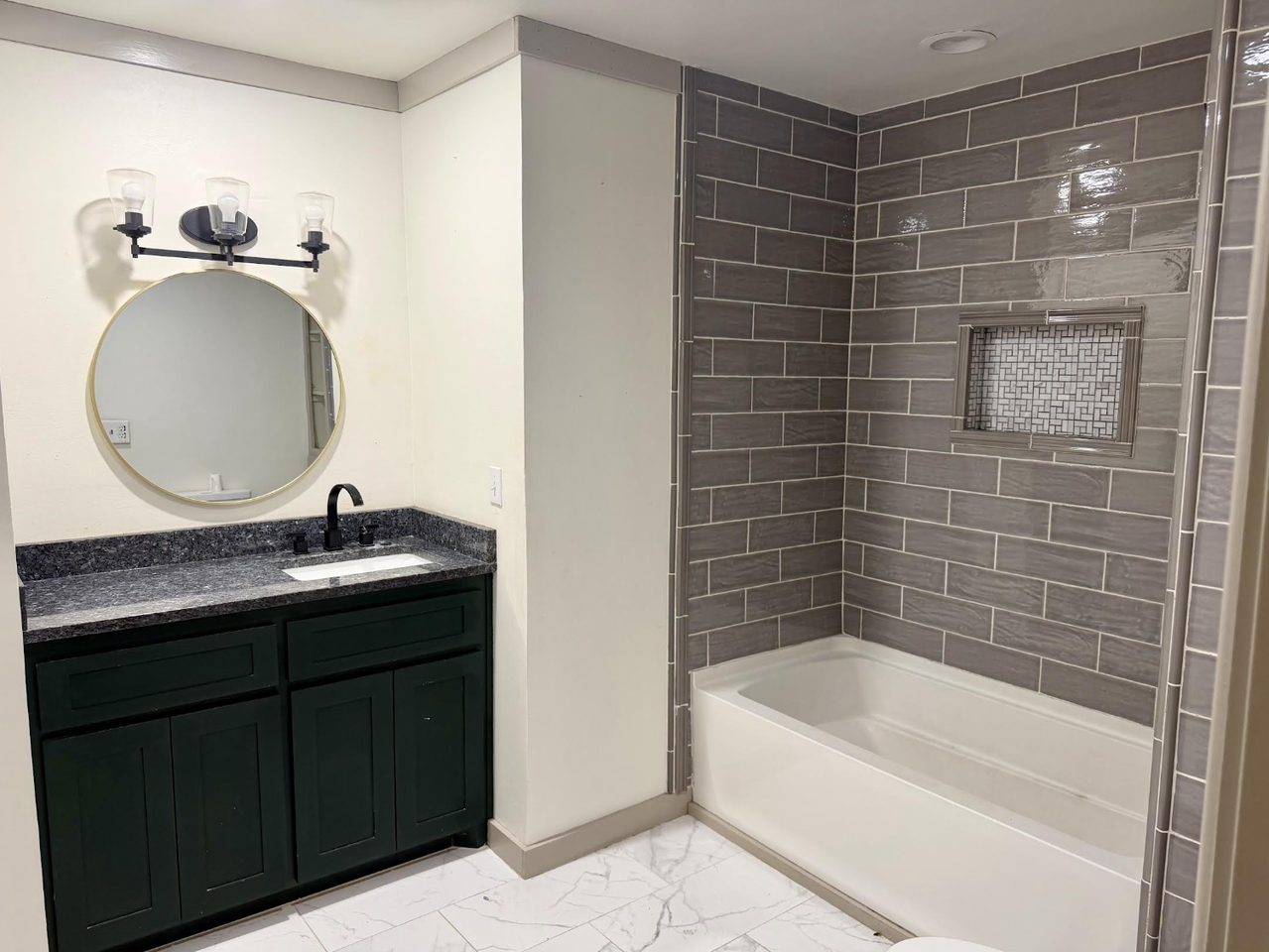 2751 N Jefferson Ave #1 - Photo 4 of 7