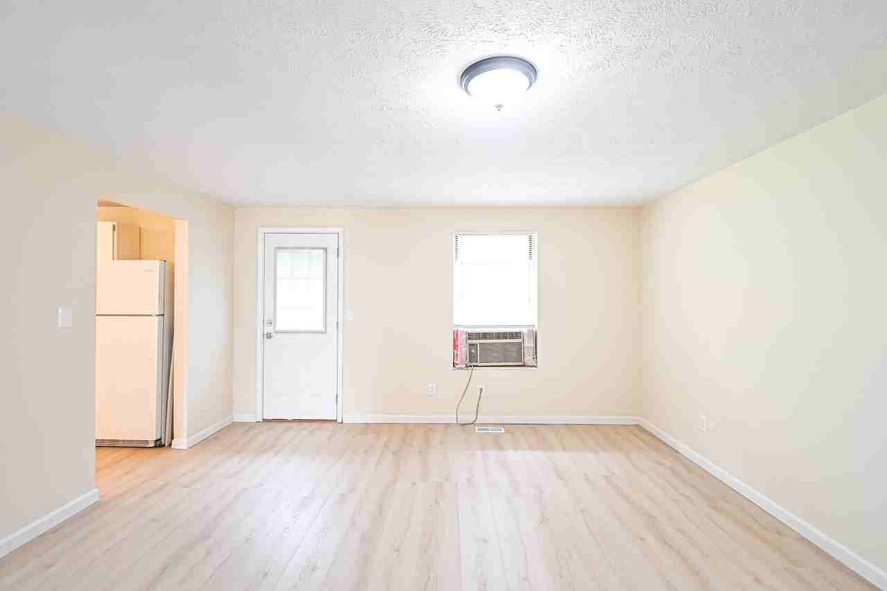 6171 Little Creek Ct #1 - Photo 3 of 32