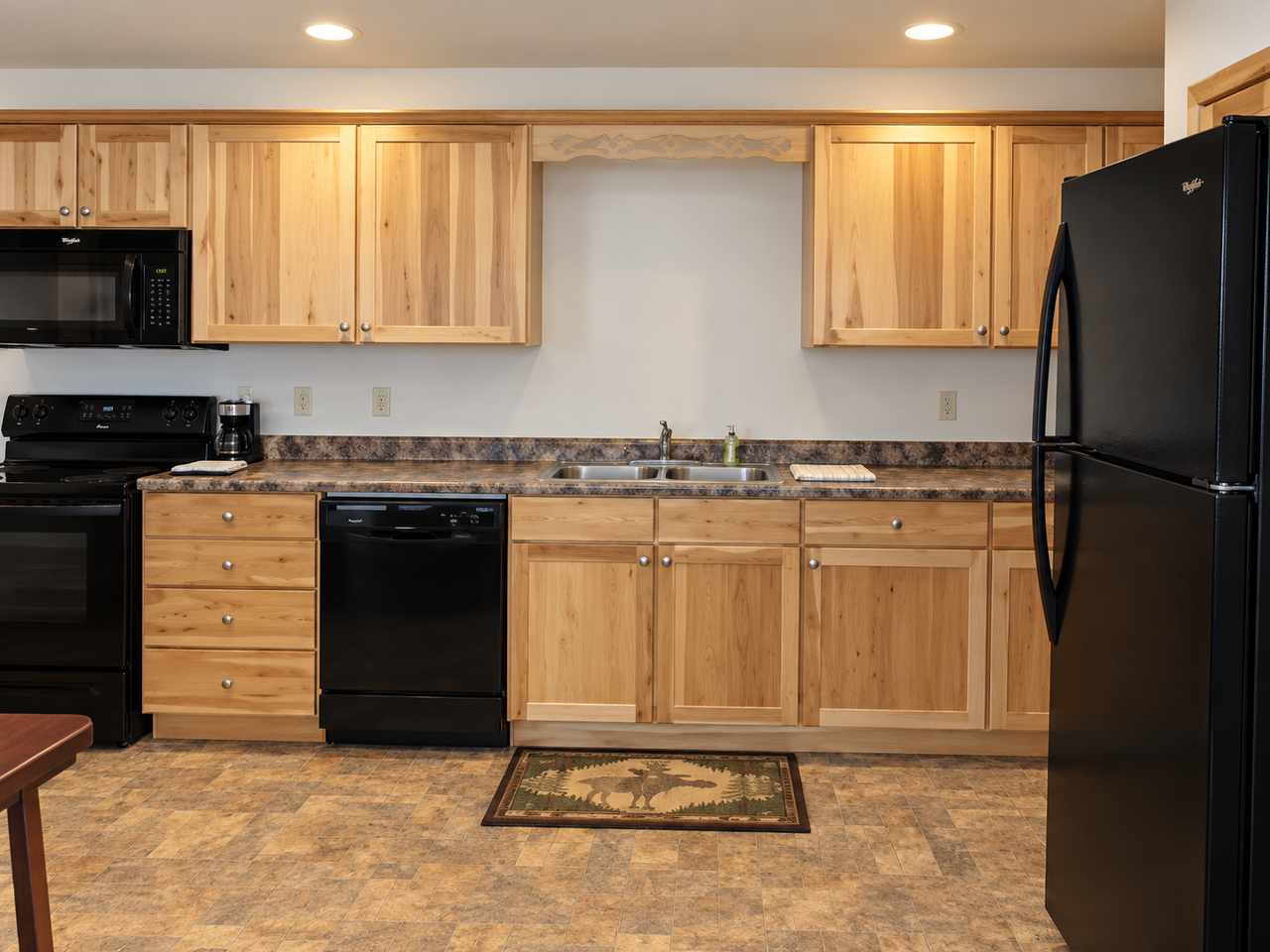 927 Cedar St #1 - Photo 5 of 22