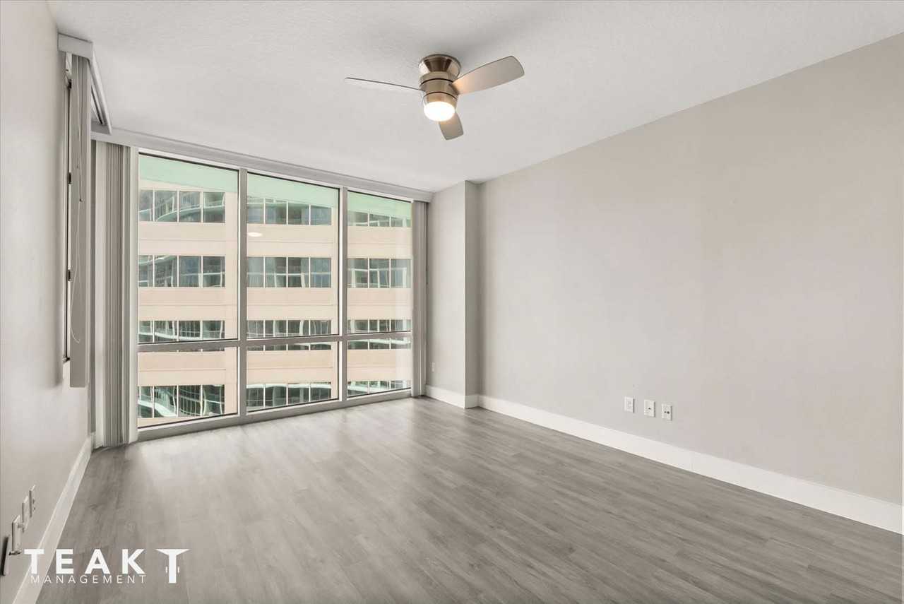 322 East Central Boulevard - 1404Unit 1404 #1404 - Photo 3 of 42