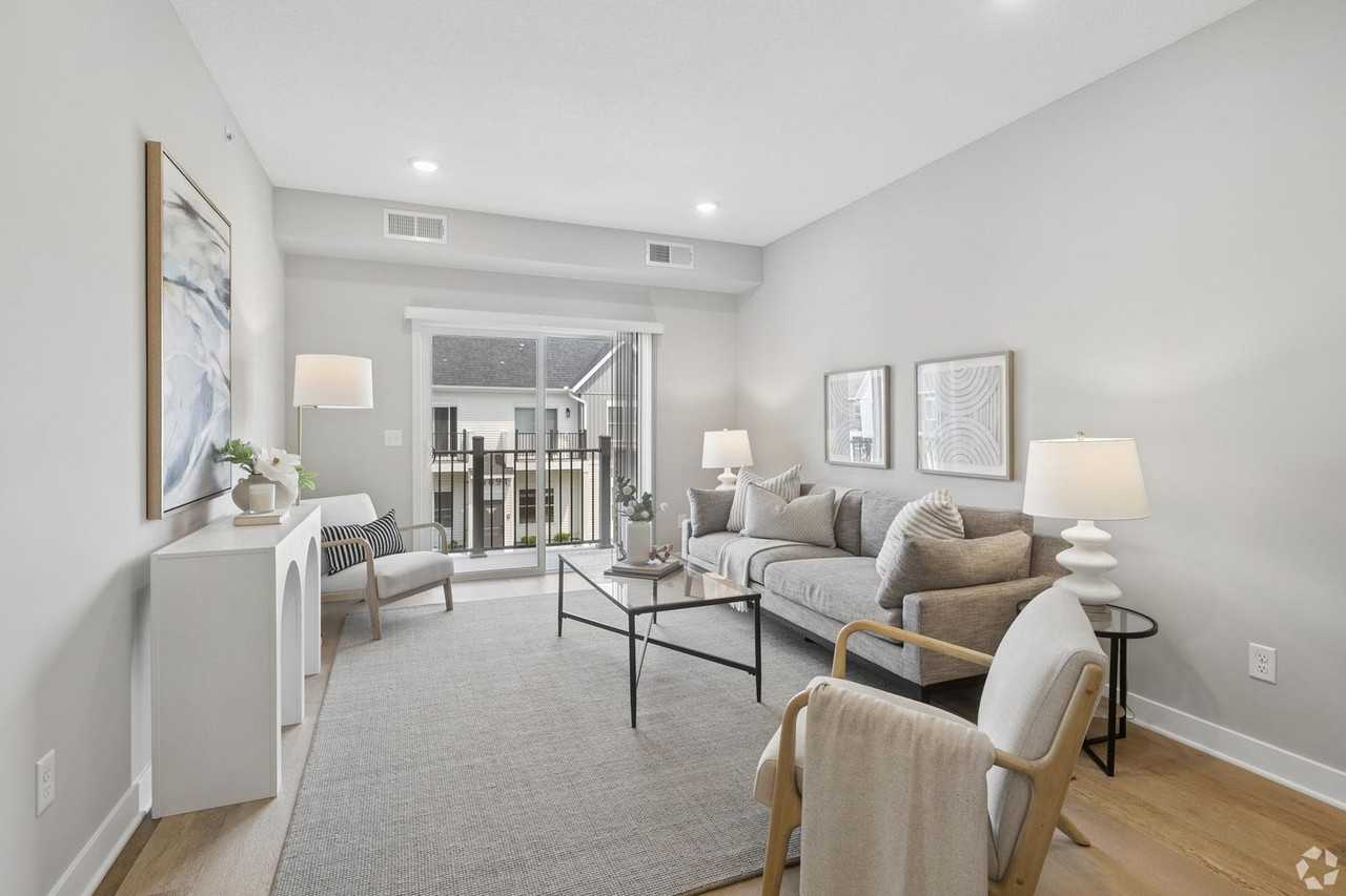 Oneka Fields Townhomes (E) - Photo 6 of 24