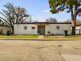 312 Ehlinger Dr #B - Photo 1 of 1
