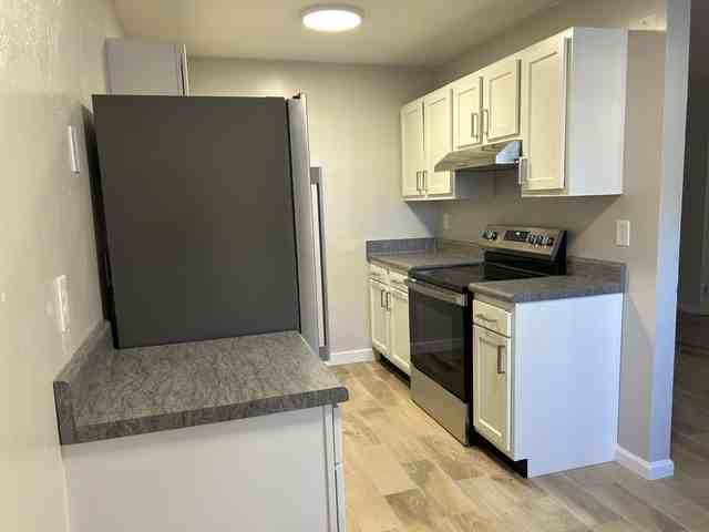Hanson Ave #3 - Photo 4 of 14