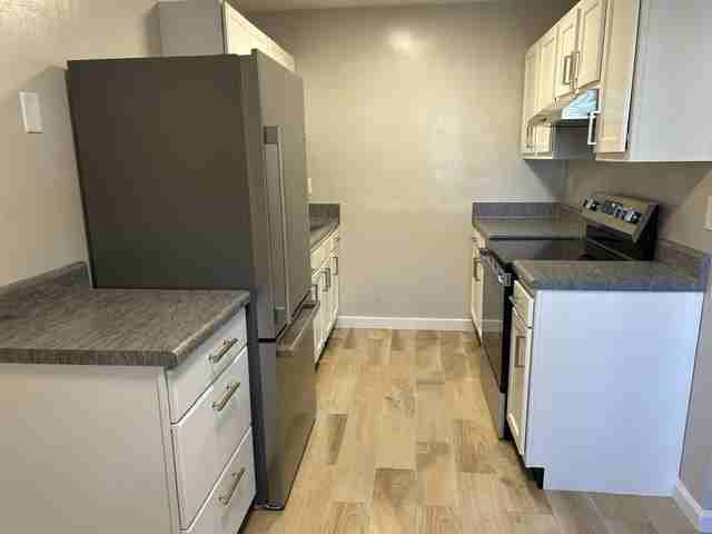 Hanson Ave #3 - Photo 5 of 14