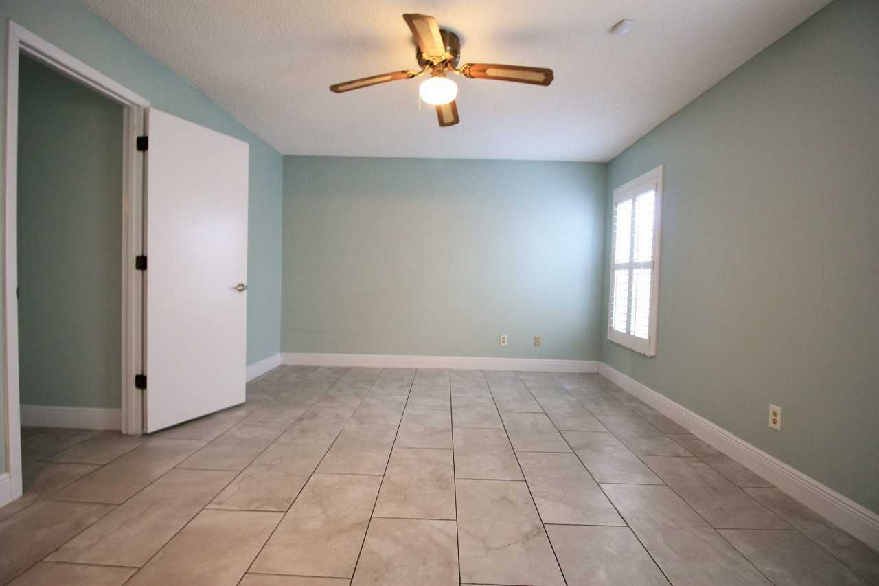 10105 Marguex Dr #1 - Photo 4 of 30