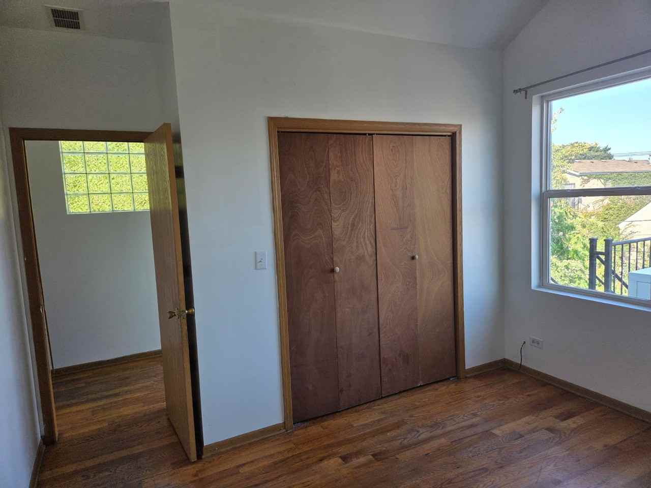 1259 S Kolin Ave #3 - Photo 3 of 9
