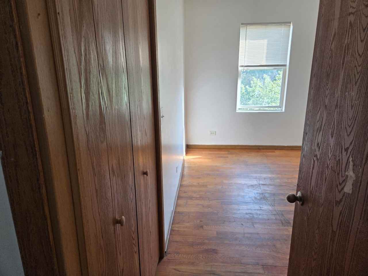 1259 S Kolin Ave #3 - Photo 4 of 9