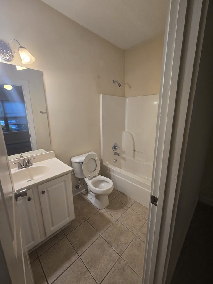 100 Davis St #3 - Photo 6 of 9