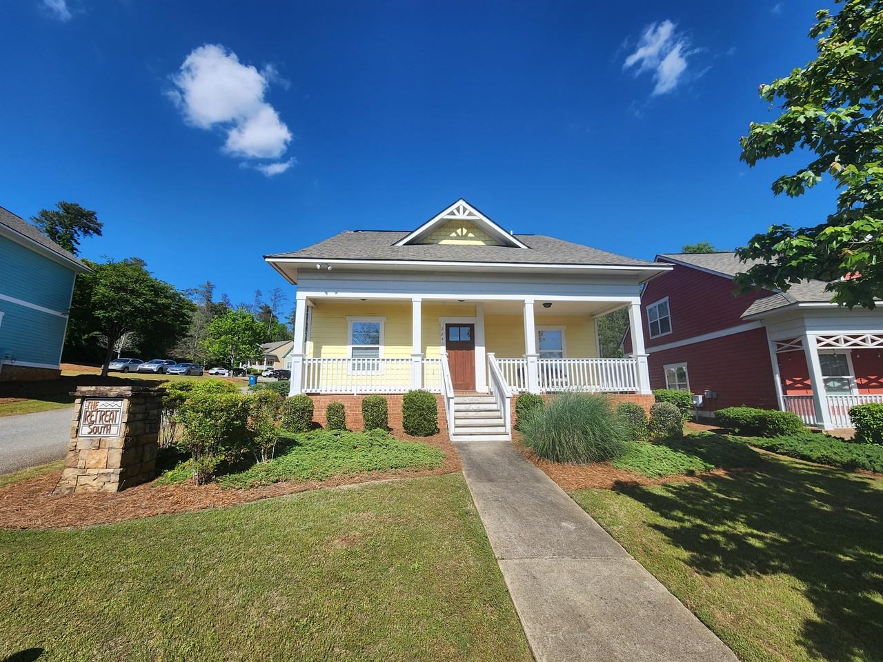2240 Lakeside Dr #3
