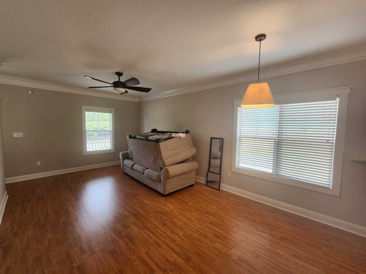 2240 Lakeside Dr #3 - Photo 5 of 19