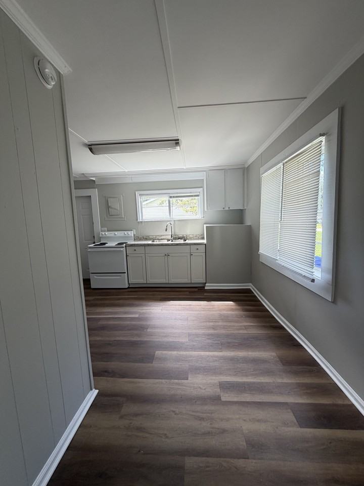 1310 Colony Rd #A - Photo 5 of 18