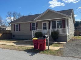 featured image of 400 E 11th Ave #1