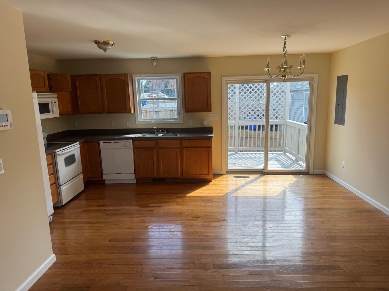 400 E 11th Ave #1 - Photo 4 of 12