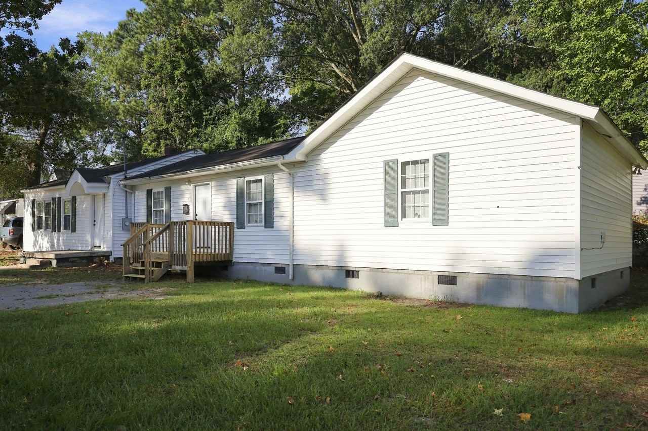404 S Ash St #1 - Photo 4 of 48