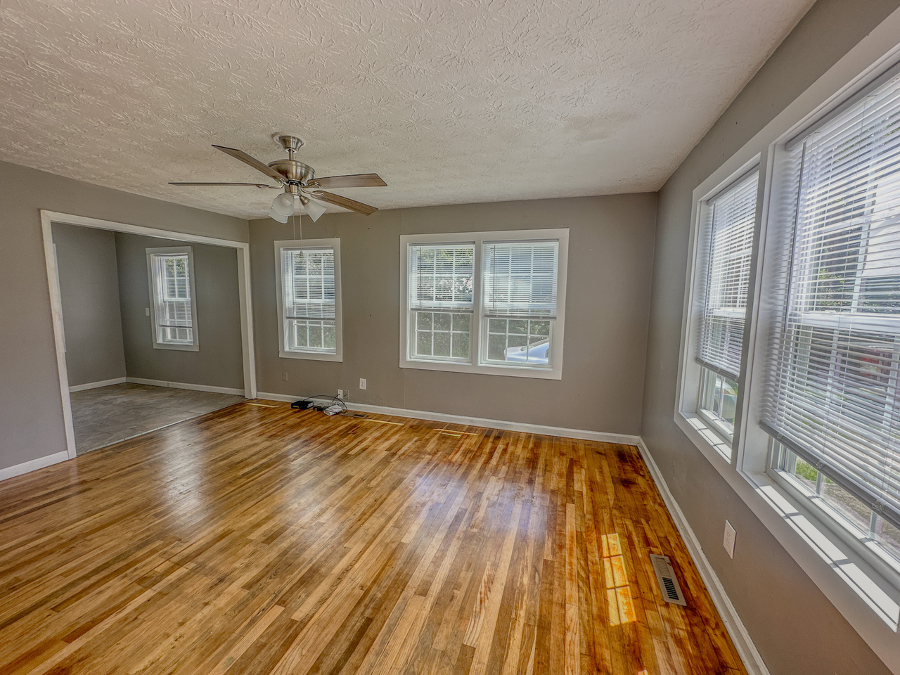 804 E Cranford Ave #1 - Photo 3 of 18