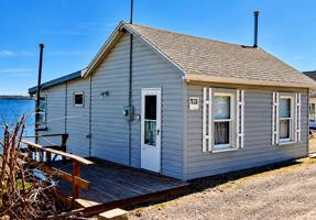 featured image of 2757 Lower Lake Rd #B