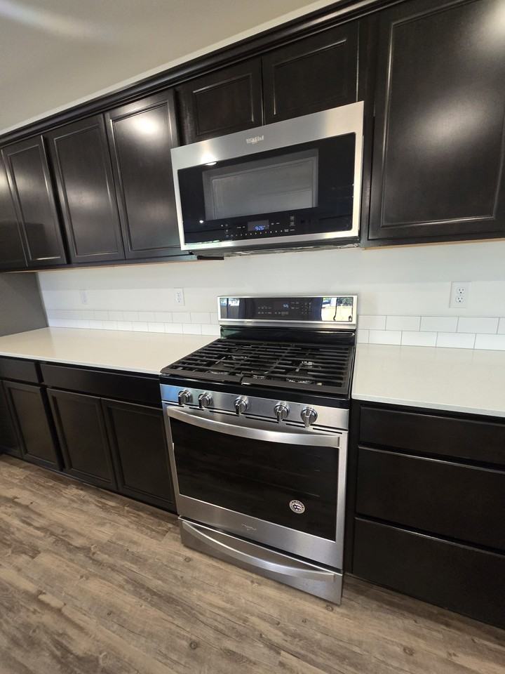 903 Vine Maple St Se #1 - Photo 7 of 35