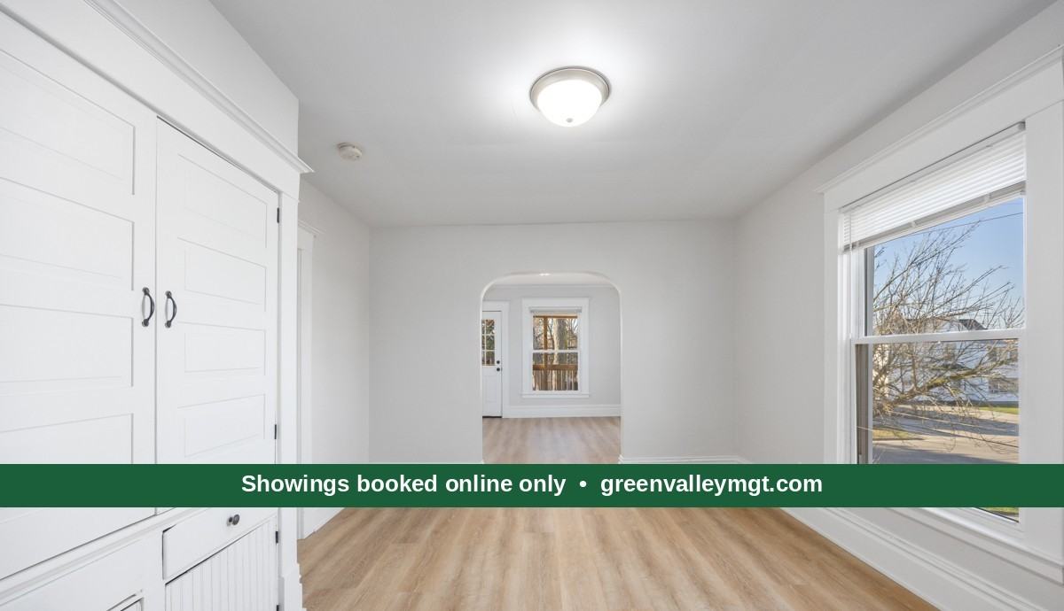 743 Crosby St Nw #2 - Photo 5 of 21