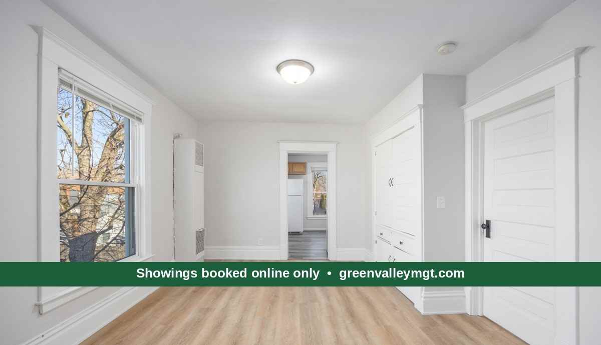 743 Crosby St Nw #2 - Photo 6 of 21