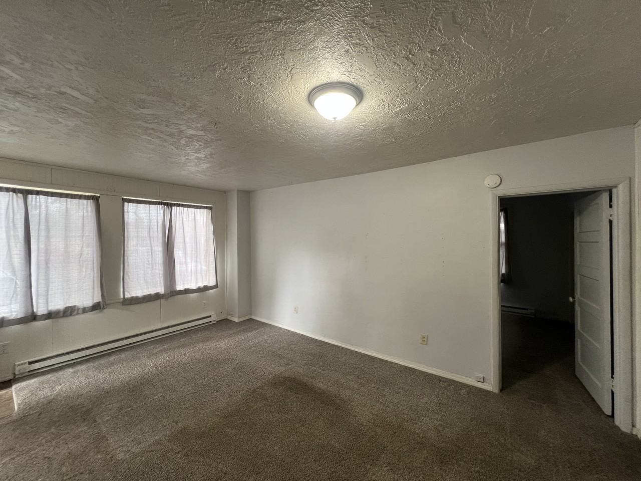 1960 Yew St Se #1966 - Photo 6 of 19