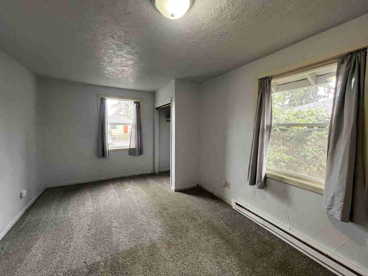 1960 Yew St Se #1966 - Photo 7 of 19