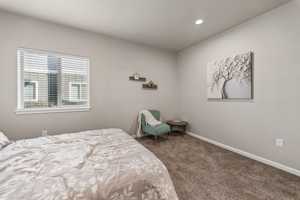 featured image of 4040 Hayesville Dr Ne