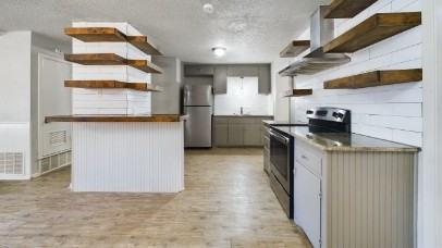 5613 44th St #1 - Photo 6 of 16
