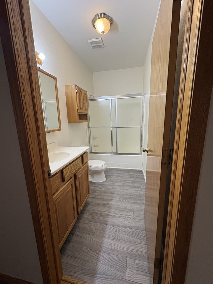218 West Central Avenue - 3bApt 3b #3B - Photo 3 of 5