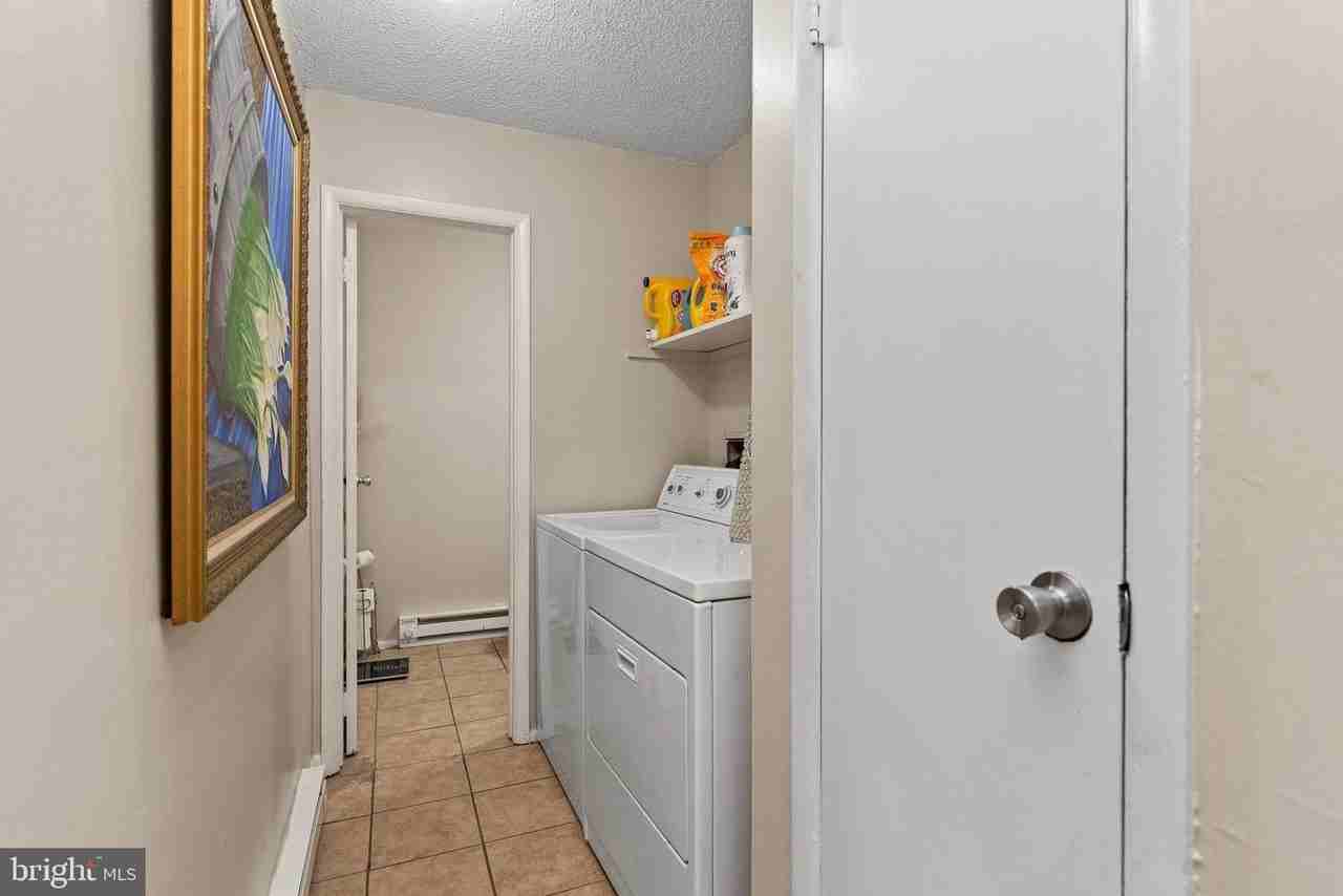 1153 Belvedere St #1 - Photo 7 of 21