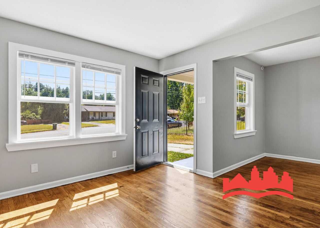 1950 Corning Ave - Photo 5 of 24