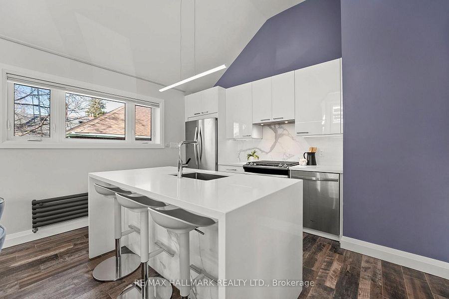 272 King Edward Avenue - Photo 6 of 25