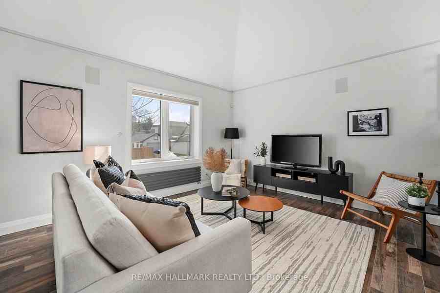 272 King Edward Avenue - Photo 3 of 25