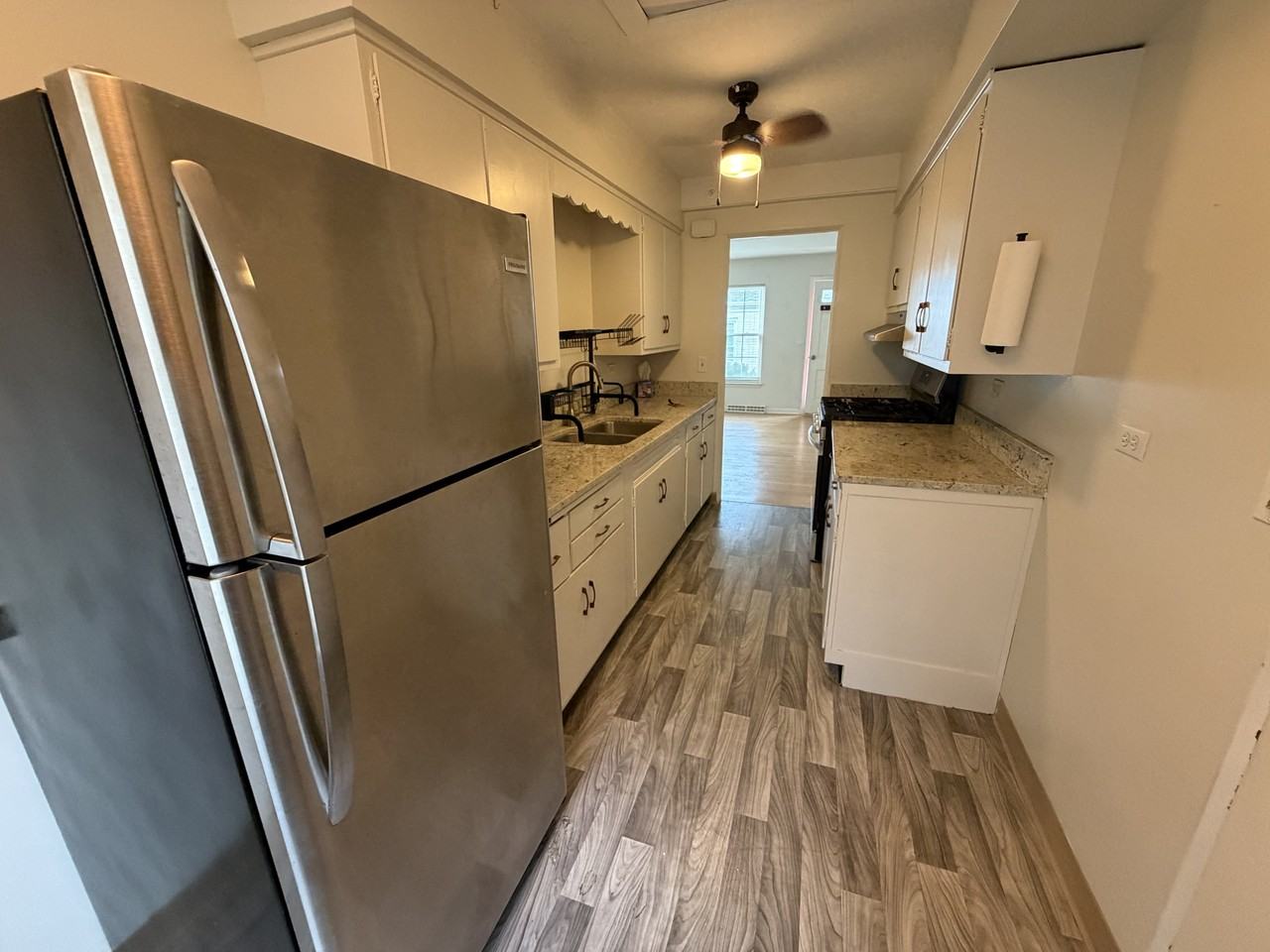 35 E North Ave #35-1 - Photo 2 of 12