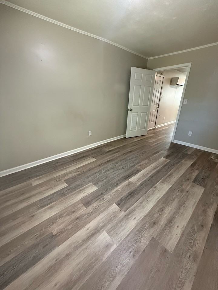 306 Bell St #B - Photo 4 of 5