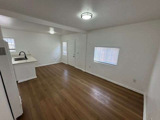 751 E 76th Pl #751 - Photo 3 of 8