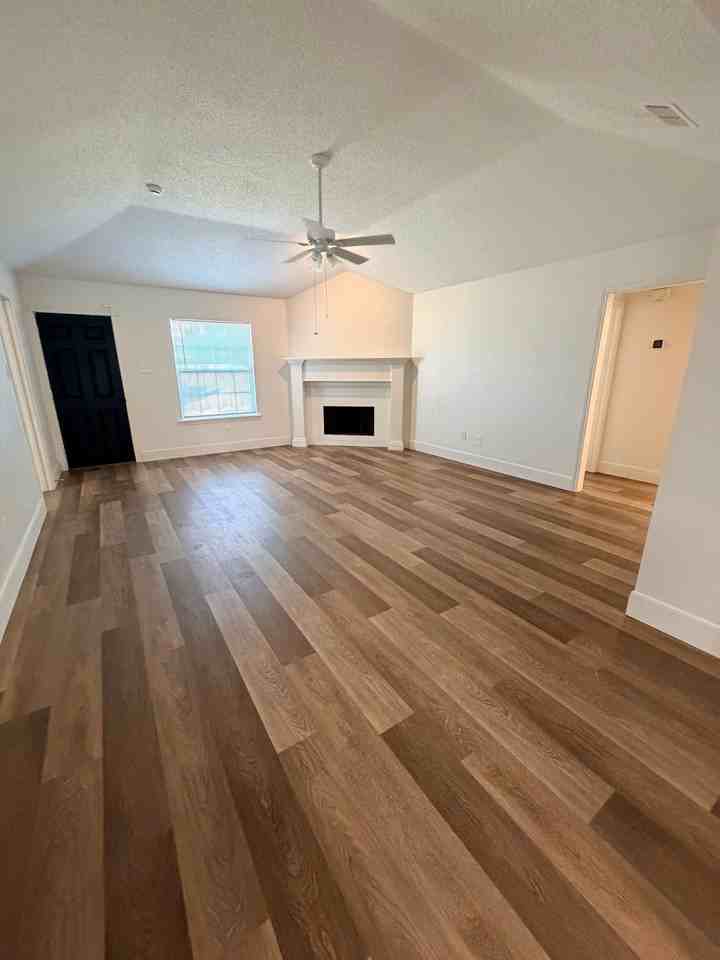 6903 8th St #1 - Photo 3 of 8