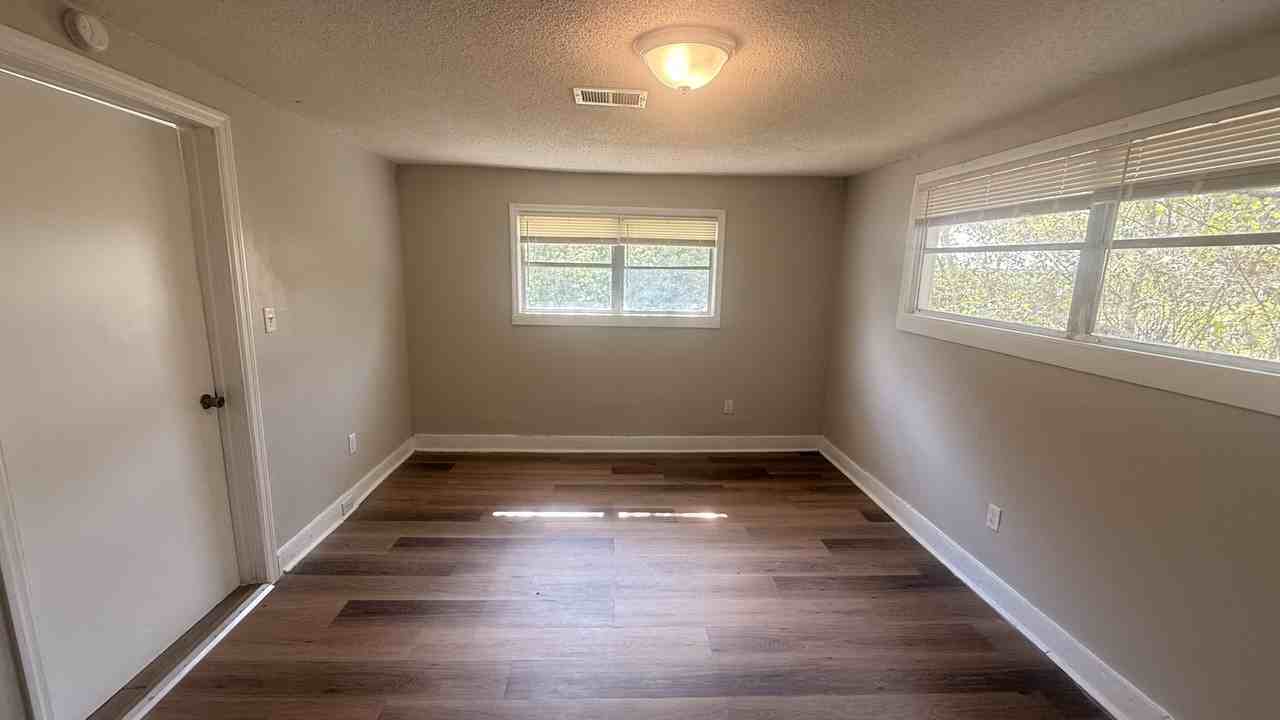 7436 Canada Ave #1 - Photo 3 of 8
