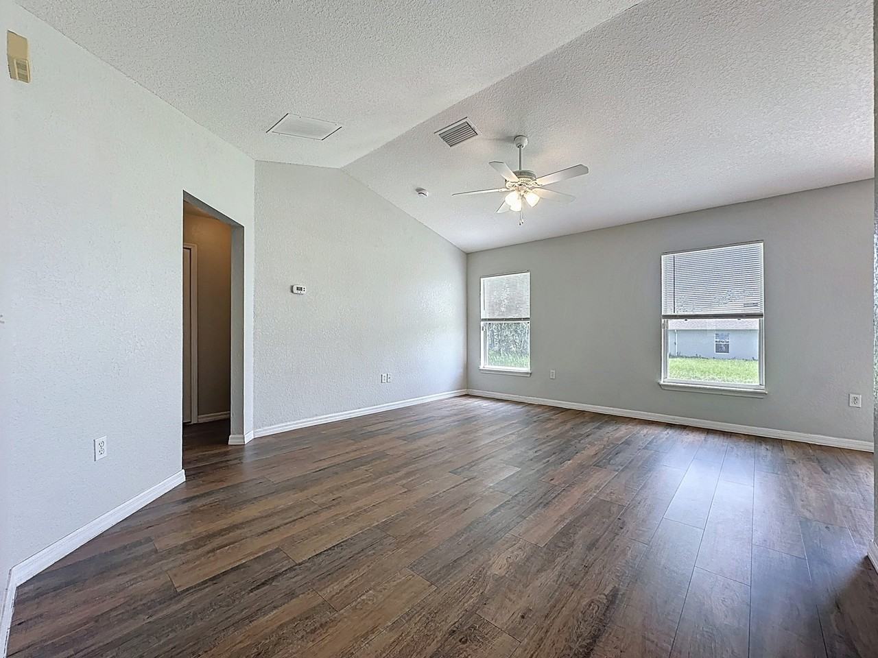 424 Danube Dr #1 - Photo 4 of 39