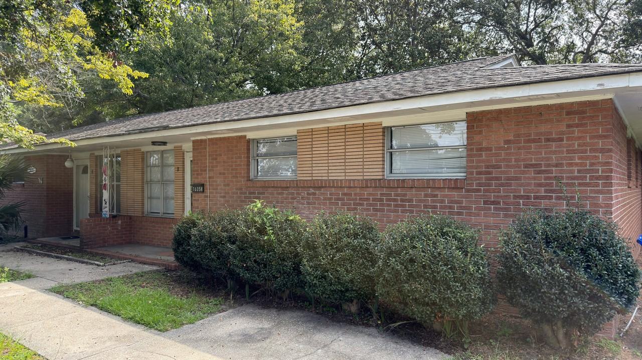 1635 Memminger AvenueUnit B #B - Photo 3 of 20