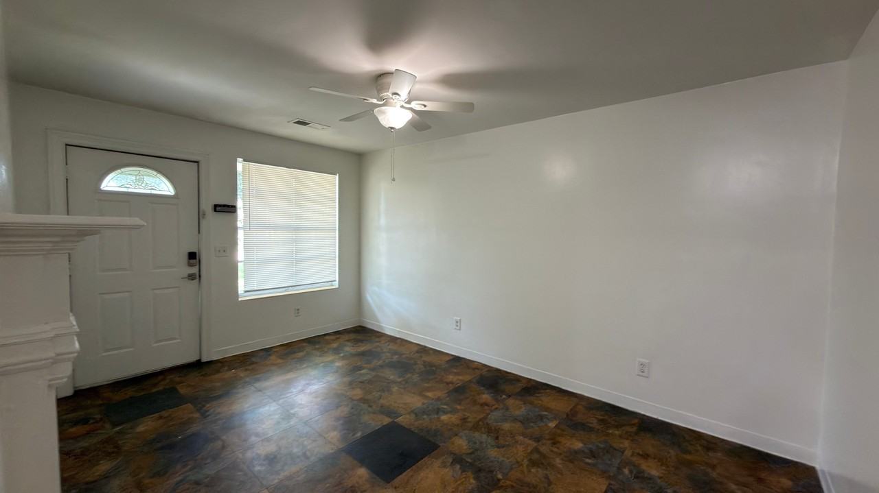 1635 Memminger AvenueUnit B #B - Photo 6 of 20
