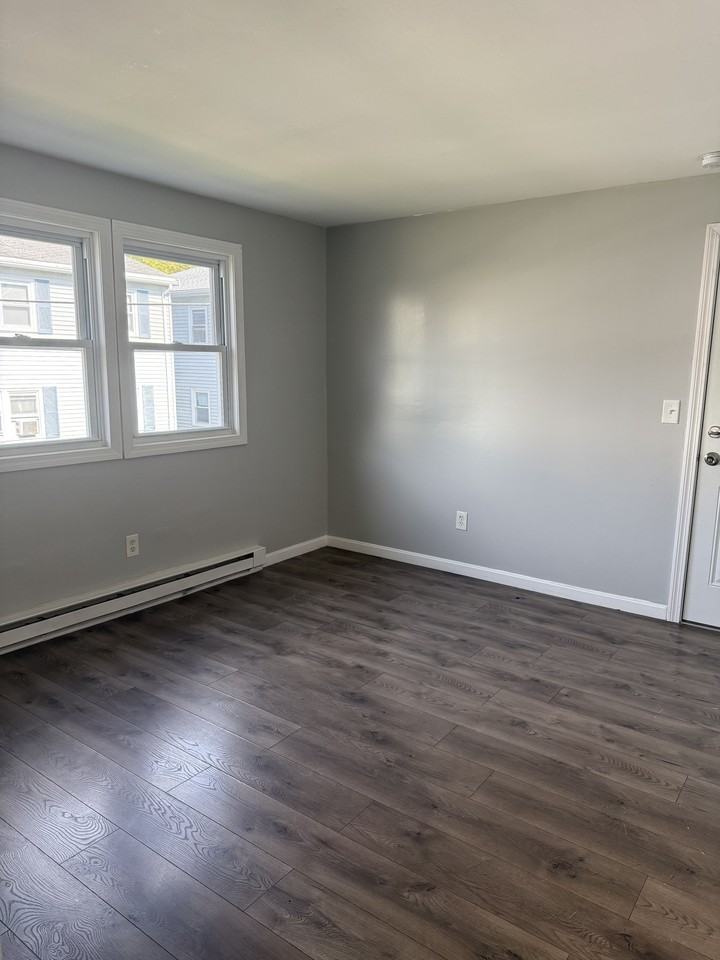 104 Choate StreetUnit 5 #5 - Photo 2 of 11